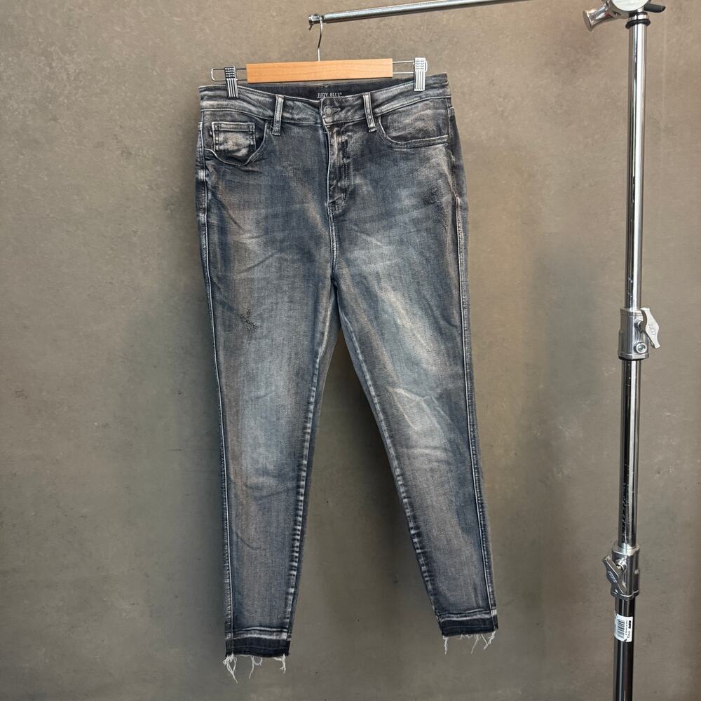 Judy Blue Los Angeles Skinny Fit Dark Charcoal Wash Raw Hem Ankle Jeans 13/31